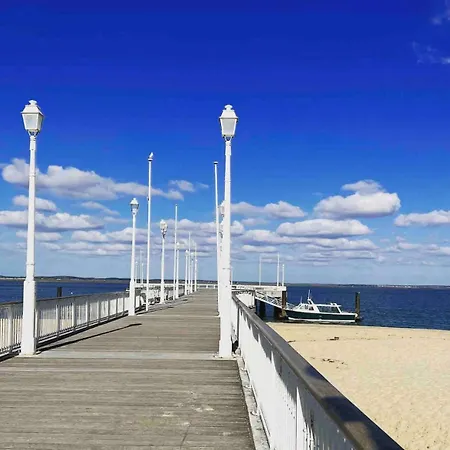 Free Parking, Proche Gare, Plage, Centre, Netflix Appartement